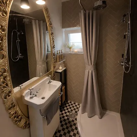 Hidden Loft Private Wellness